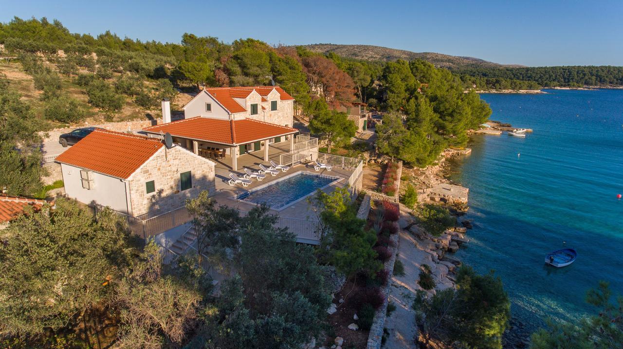 Luxury Villa Kate On Sea With Heated Pool ミルナ エクステリア 写真