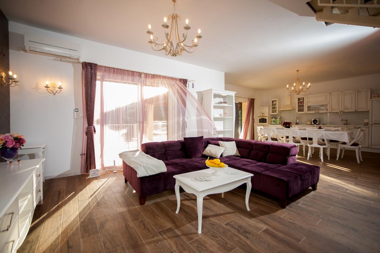 Luxury Villa Kate - In Lucice Bay With Turquoise Sea, Amazing Seaviews, And Heated Pool ミルナ エクステリア 写真