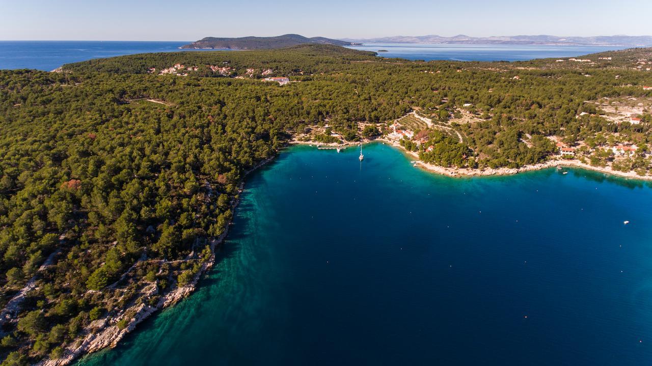 Luxury Villa Kate - In Lucice Bay With Turquoise Sea, Amazing Seaviews, And Heated Pool ミルナ エクステリア 写真
